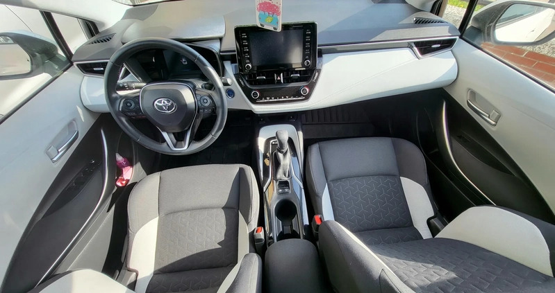 Toyota Corolla cena 67398 przebieg: 65000, rok produkcji 2020 z Bytom Odrzański małe 137